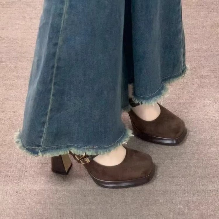 Vintage Thick High Women Mary  - огляд і ціна Vintage Fashion Online